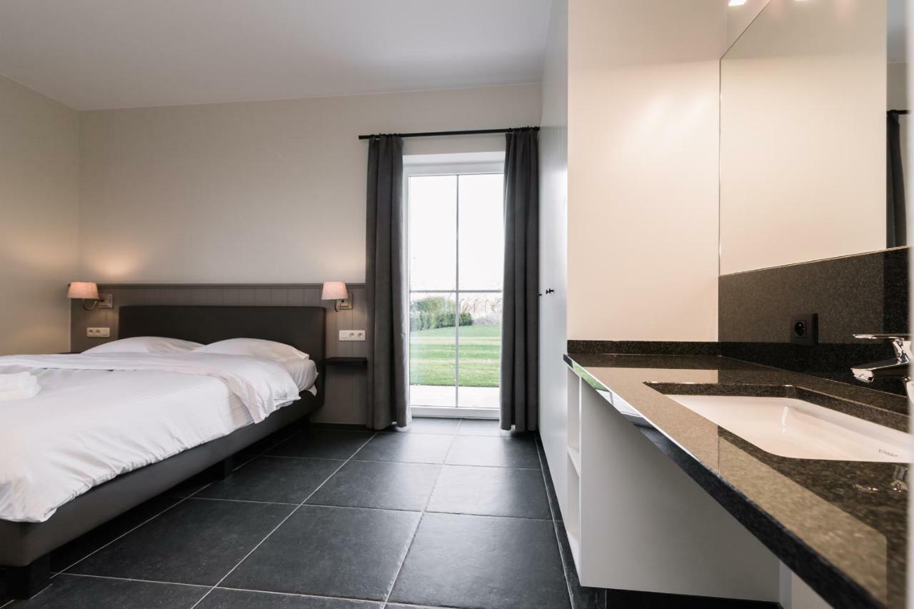 Duins Genot 5 Star Holiday Homes 30P & 40P - Indoorpool & Wellness Jabbeke  Exterior photo
